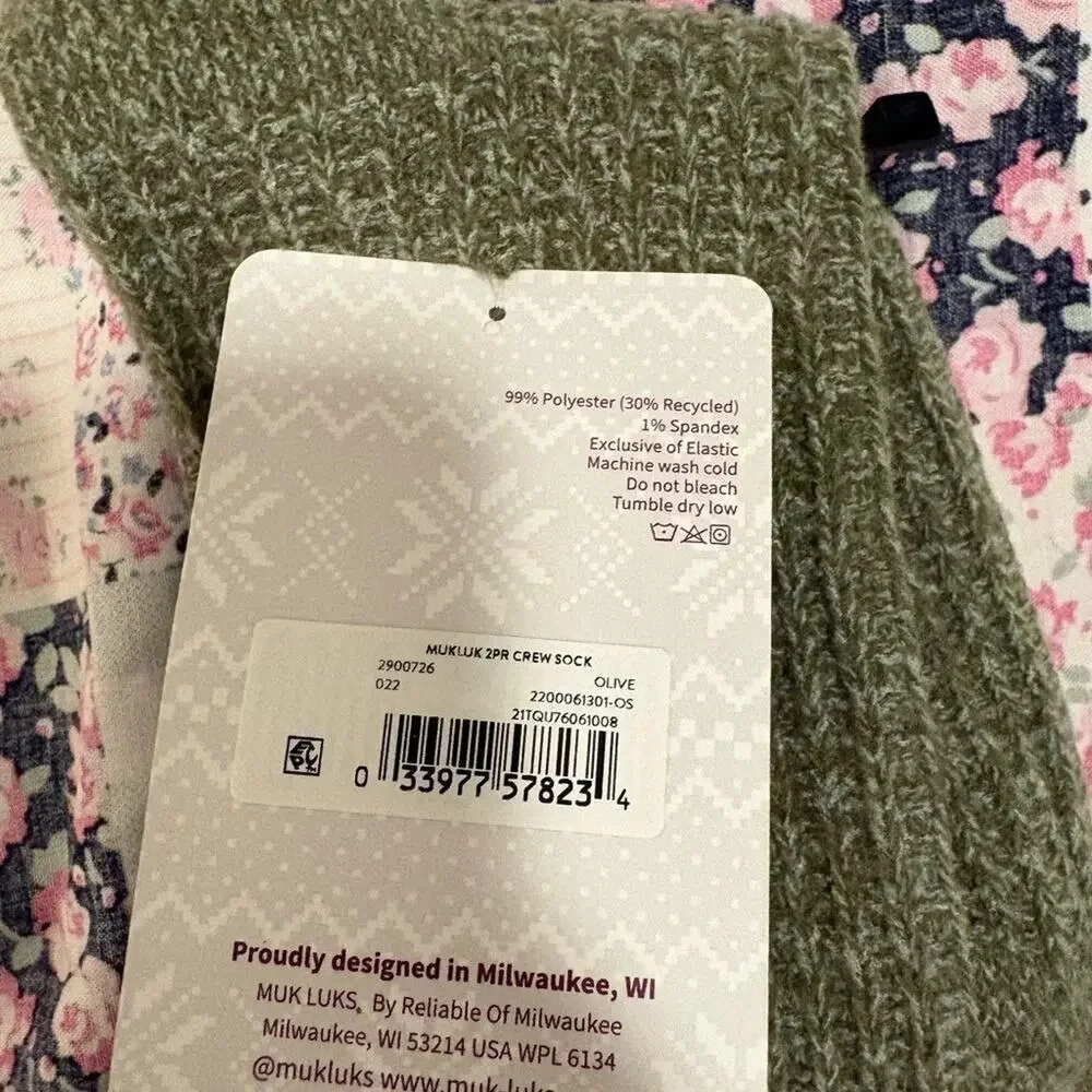 MUK LUKS Men's Casual Crew Socks - Olive and Navy